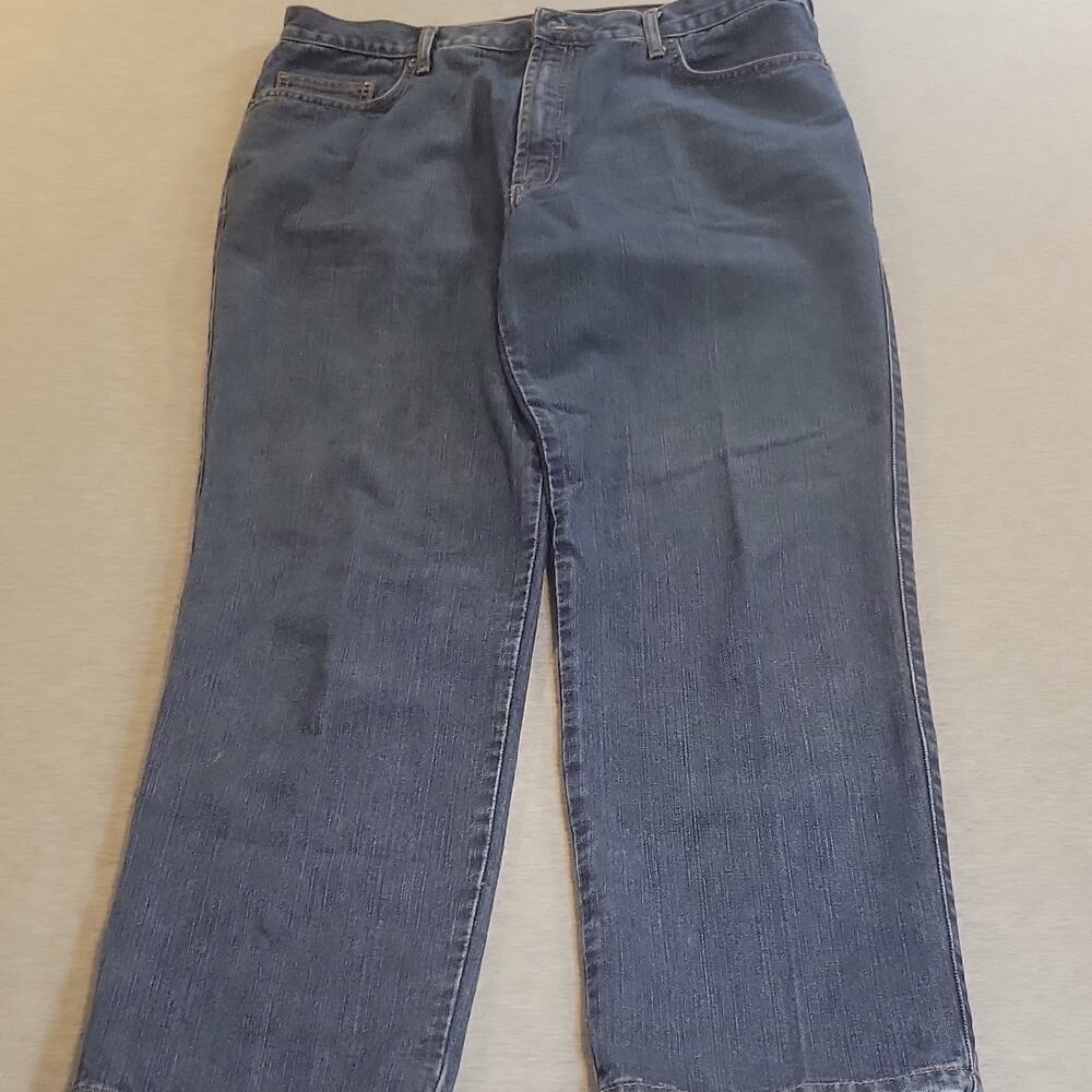 Brooks Brothers Men’s Relaxed Straight Leg Blue Denim Jeans Medium Wash Mid Rise
